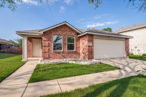 1009 Lowndes Ln, Wylie, TX, 75098-6946 | Card Image