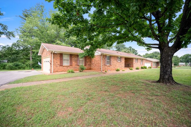 2715 Clearview Ct, House other with 3 bedrooms, 2 bathrooms and 2 parking in Murfreesboro TN | Image 4