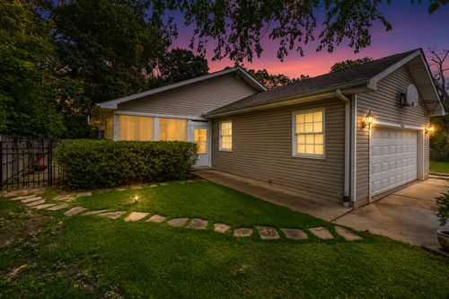 34439 N Hickory Ln, Round Lake, IL, 60073-1463 | Card Image