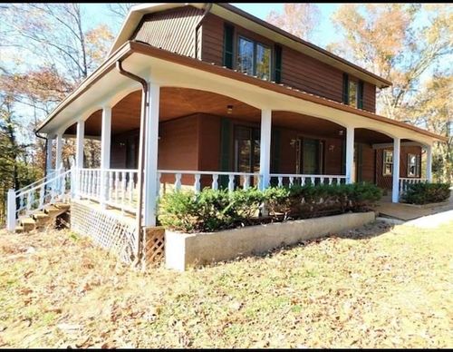 819 Greenfield Dr, Livingston, TN, 38570-1344 | Card Image