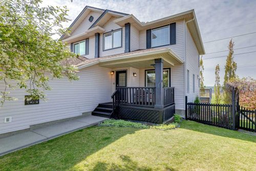 98 Sierra Nevada Green Sw, Calgary, AB, T3H3R2 | Card Image