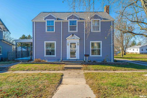 118 S Park St, Mount Pulaski, IL, 62548-1137 | Card Image