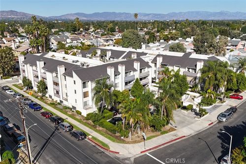 20253 Keswick, Winnetka, CA, 91306 | Card Image