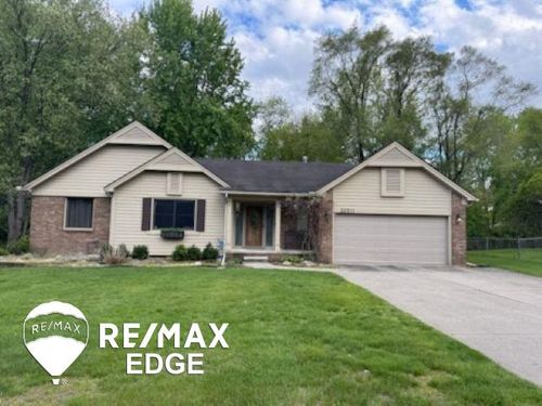 32511 Norfolk St, Livonia, MI, 48152-1309 | Card Image