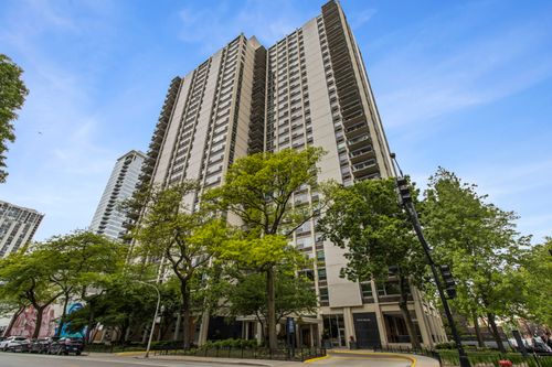 unit-2912-1255 Sandburg Ter, Chicago, IL, 60610-8289 | Card Image