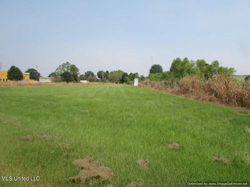  Feather Lane Lane, Canton, MS, 39046 | Card Image