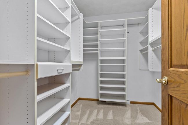 301 E Wayfarer Lane, House other with 4 bedrooms, 4 bathrooms and null parking in APPLETON WI | Image 25