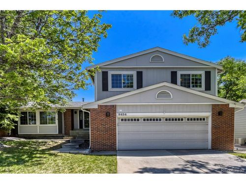 8454 Tanglewood St, Highlands Ranch, CO, 80126-2023 | Card Image