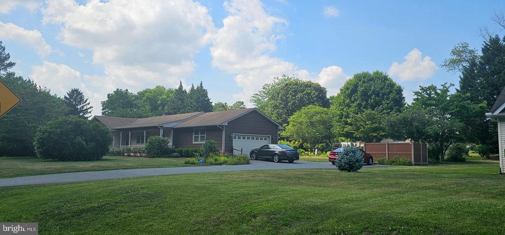 Andrews Lake Rd, Frederica, DE 19946
