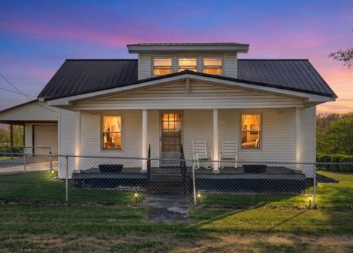 1331 Altamont St, Tracy City, TN, 37387-4888 | Card Image