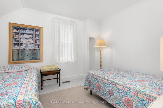 1172 Dwight Beach Rd, House other with 2 bedrooms, 2 bathrooms and 4 parking in Dwight ON | Image 21
