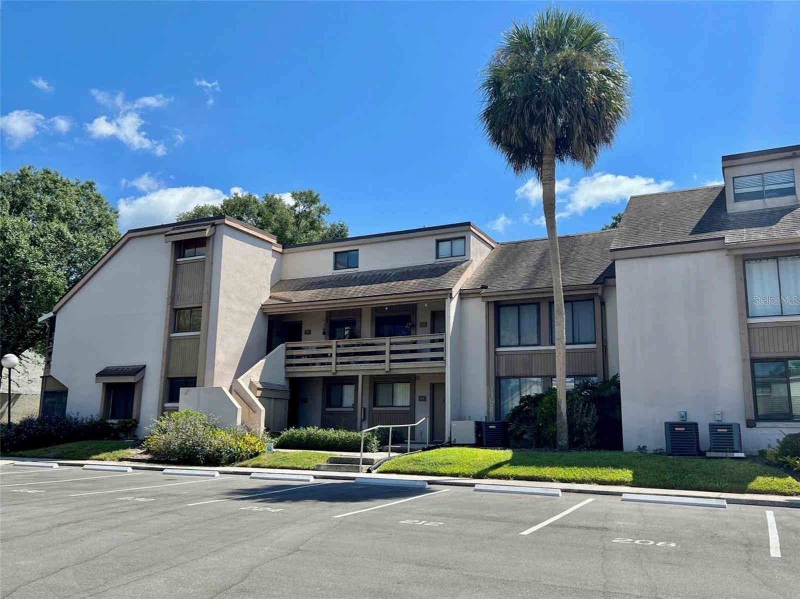 Orienta Point St, Altamonte Springs, FL 32701