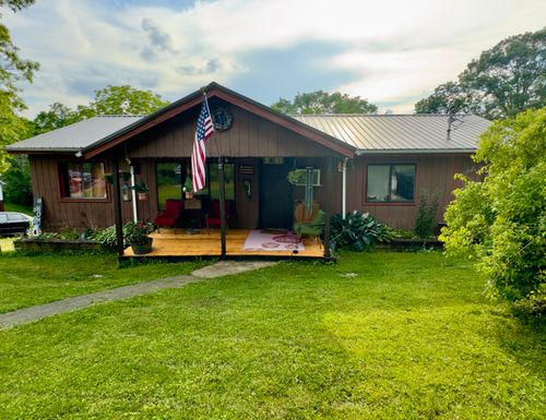 135 Mount Hope Rd, Morehead, KY, 40351-8787 | Card Image
