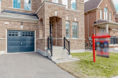 15 Fringetree Rd, House other with 4 bedrooms, 3 bathrooms and 3 parking in Brampton ON | Image 2