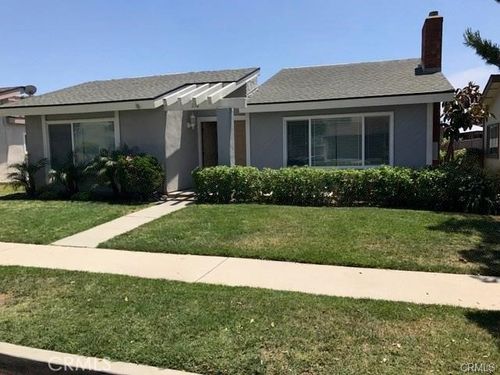 3-210 Toronto, Huntington Beach, CA, 92648 | Card Image