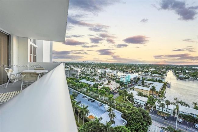 APT-1807 - 2841 N Ocean Blvd, Condo with 2 bedrooms, 2 bathrooms and null parking in Fort Lauderdale FL | Image 4