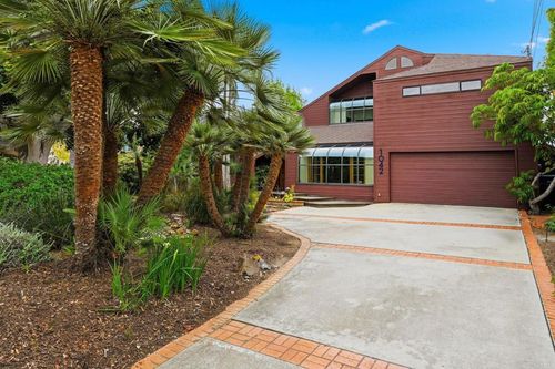 1042 Hymettus Ave, Encinitas, CA, 92024-1740 | Card Image