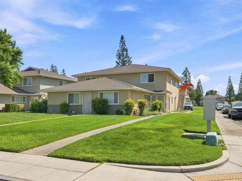 4-2247 Sylmar Avenue, Clovis, CA, 93612 | Card Image