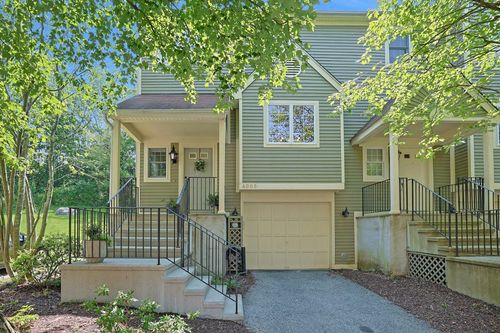 4003 Victoria Dr, Mount Kisco, NY, 10549-2526 | Card Image