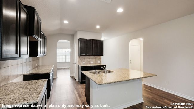 14827 Sabine Loop Rd, House other with 3 bedrooms, 2 bathrooms and null parking in San Antonio TX | Image 9