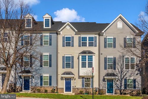 195 Bel Aire Ln, FREDERICK, MD, 21702 | Card Image