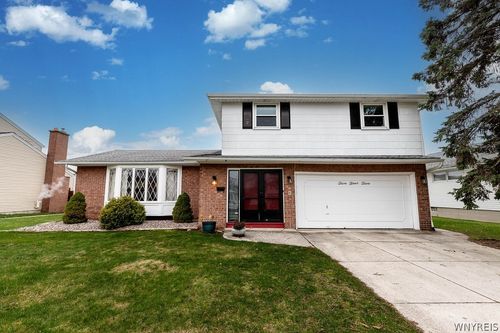 242 Macarthur Drive, Amherst, NY, 14221 | Card Image