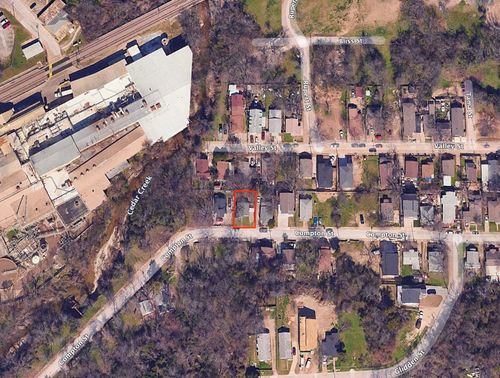 1239 Compton St, Dallas, TX, 75203-3306 | Card Image