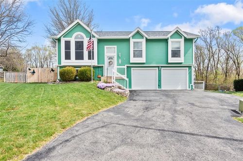 310 W Johnston Street, Olathe, KS, 66061 | Card Image