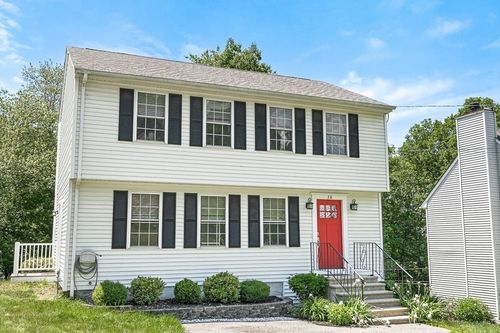 38 Idora Ave, Haverhill, MA, 01832-4528 | Card Image