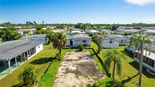 306 50th Avenue Plz E, Bradenton, FL, 34203-4516 | Card Image