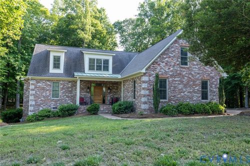 7327 Crush Ct, New Kent, VA, 23124-2869 | Card Image