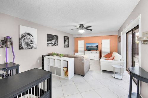 1117 11th Way, West Palm Beach, FL, 33407-6642 | Card Image