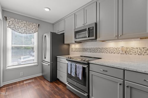 1815 Crystal Downs Ln, Raleigh, NC, 27604-5866 | Card Image