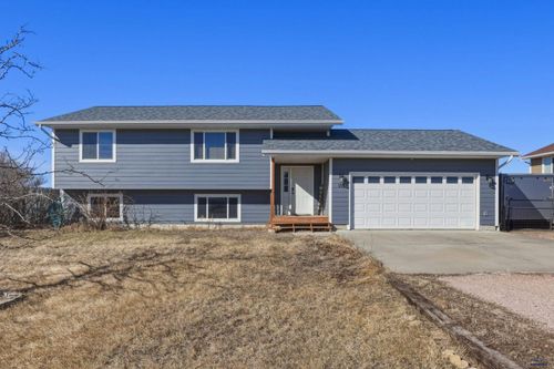113 Janklow Ave, New Underwood, SD, 57761-2044 | Card Image