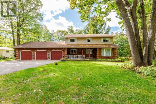 162 Christopher Ave, Wasaga Beach, ON, L9Z1S4 | Card Image