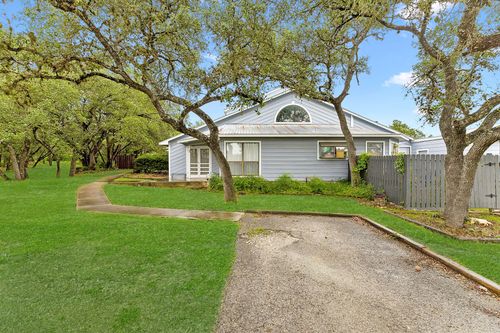 2-19 Deerfield Dr, Wimberley, TX, 78676-2723 | Card Image