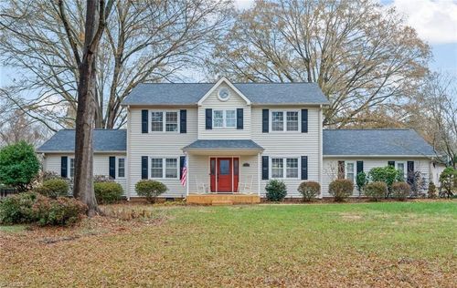 223 Ivy Cir, Bermuda Run, NC, 27006-8504 | Card Image