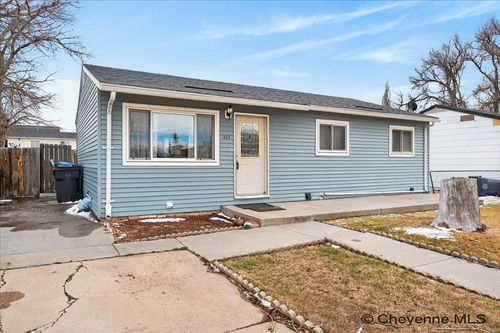 315 Cribbon Ave, Cheyenne, WY, 82007-1160 | Card Image