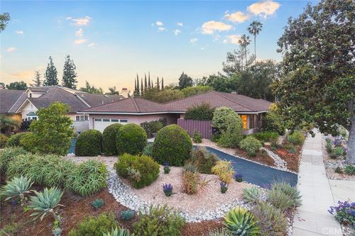 2560 Canterbury Rd, San Marino, CA, 91108-1527 | Card Image