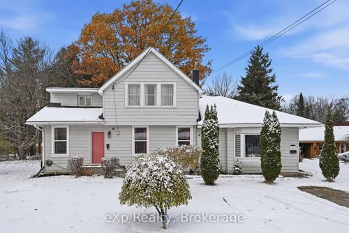 680 11th St W, Owen Sound, ON, N4K3T3 | Card Image