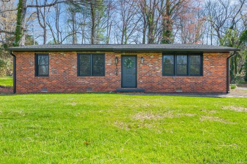 106 Howard Dr, Lynchburg, VA, 24503-1702 | Card Image