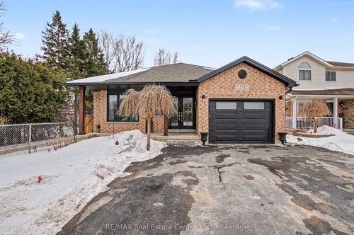 771 Victoria Terr, Fergus, ON, N1M3L5 | Card Image