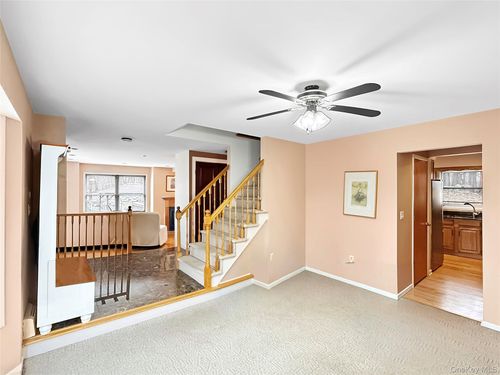 101 Travis Corners Rd, Garrison, NY, 10524-3917 | Card Image