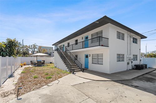 2016 5th St, SARASOTA, FL, 34237-4333 | Card Image