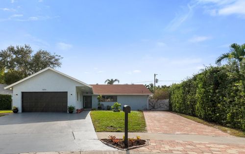 3904 Tracewood Ln, Boynton Beach, FL, 33436-3155 | Card Image