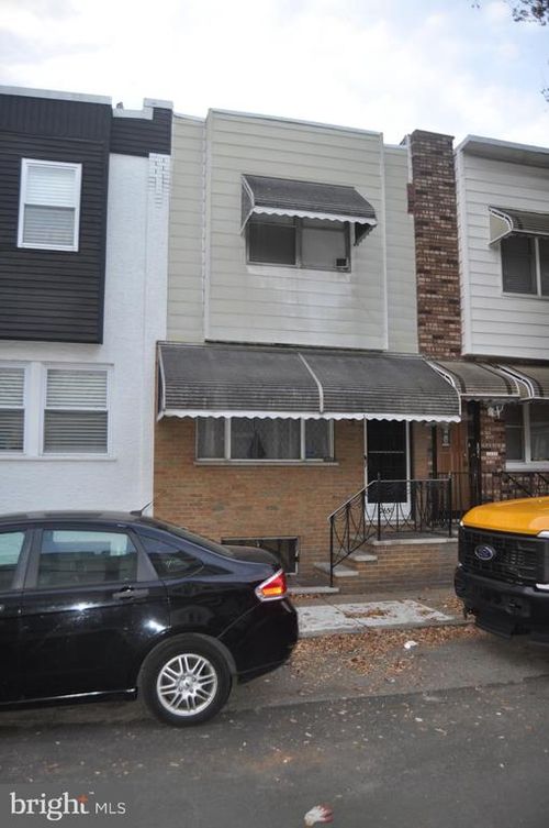 2630 S Hutchinson St, PHILADELPHIA, PA, 19148-4502 | Card Image