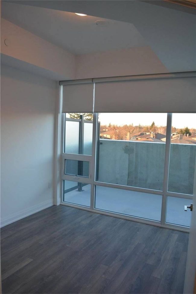 313 - 4800 Highway 7 Rd, Condo with 2 bedrooms, 1 bathrooms and 1 parking in Vaughan ON | Image 7
