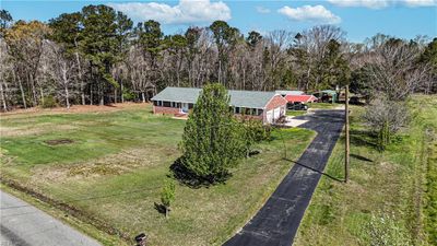 8869 Hicks Island Road, House other with 3 bedrooms, 2 bathrooms and null parking in Lanexa VA | Image 2