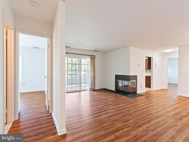 APT-5 - 114 Cascade Ct, Condo with 2 bedrooms, 2 bathrooms and null parking in Princeton NJ | Image 4
