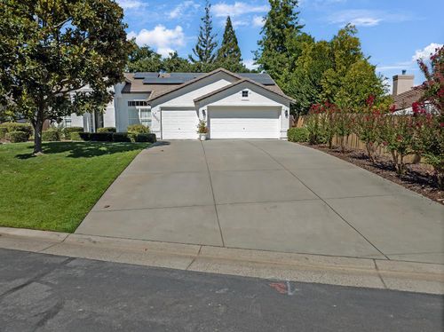 15037 Magno Ct, Rancho Murieta, CA, 95683-9169 | Card Image